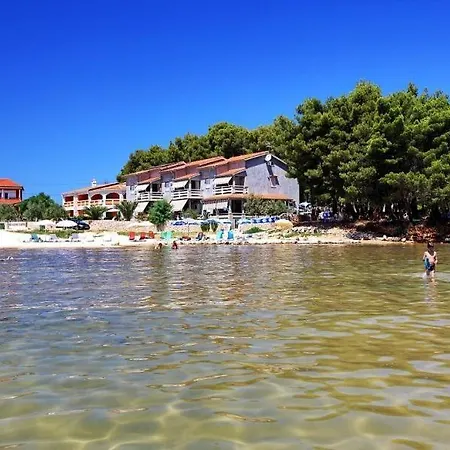 דירה In With Sea View, Balcony, Air Conditioning, Wi-fi ויר