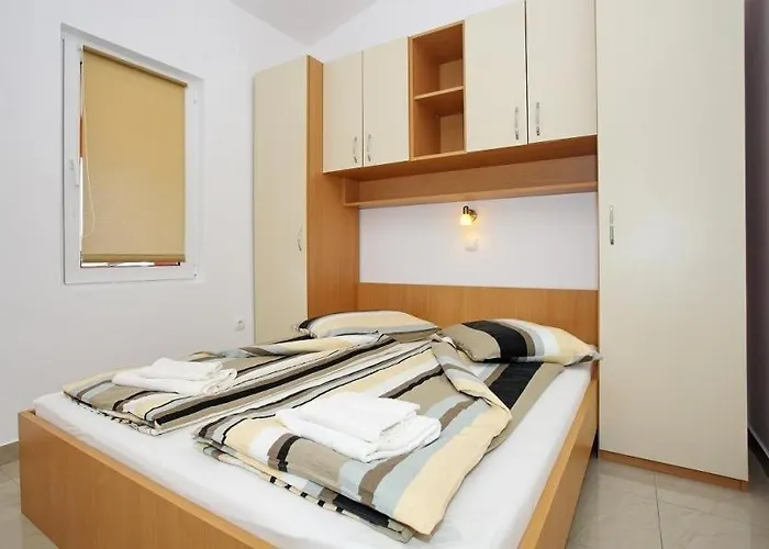 דירה In With Sea View, Balcony, Air Conditioning, Wi-fi