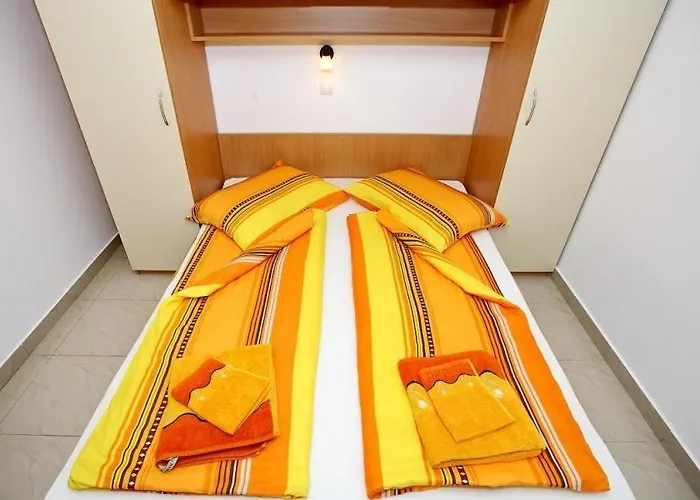 In With Sea View, Balcony, Air Conditioning, Wi-fi Apartman Vir